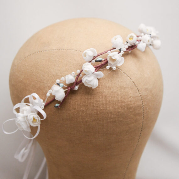 ivory flower crown, vintage flowers wedding hair, bridesmaid hair accessories, flower girl wreath halo