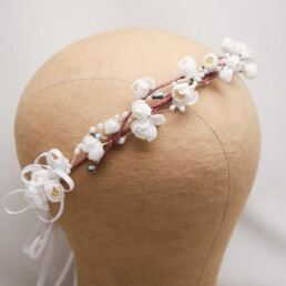 ivory flower crown, vintage flowers wedding hair, bridesmaid hair accessories, flower girl wreath halo