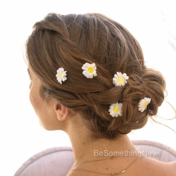 daisy bobby pins flower hair pin set bridesmaids hair hippie weddings