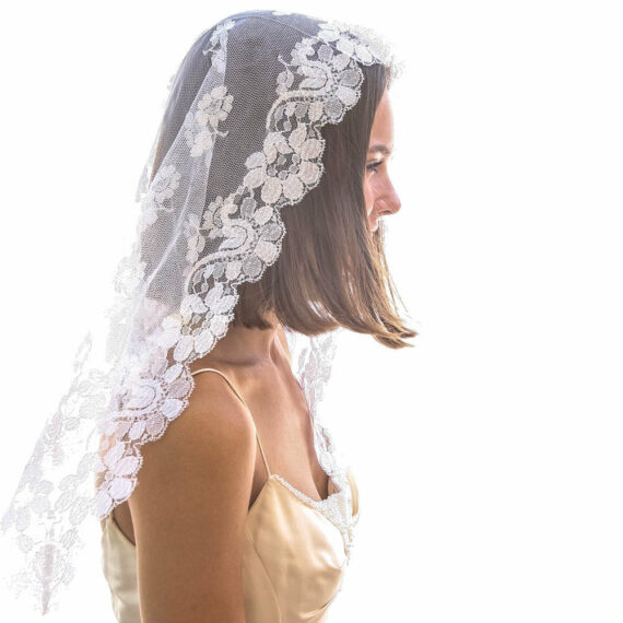 vintage veil, mantilla veil, all lace veil