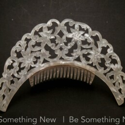 Large Curved Ivory Matilla Comb Mother of Pearl Effect Spanish Wedding Comb Celluloid Vintage High Hair comb