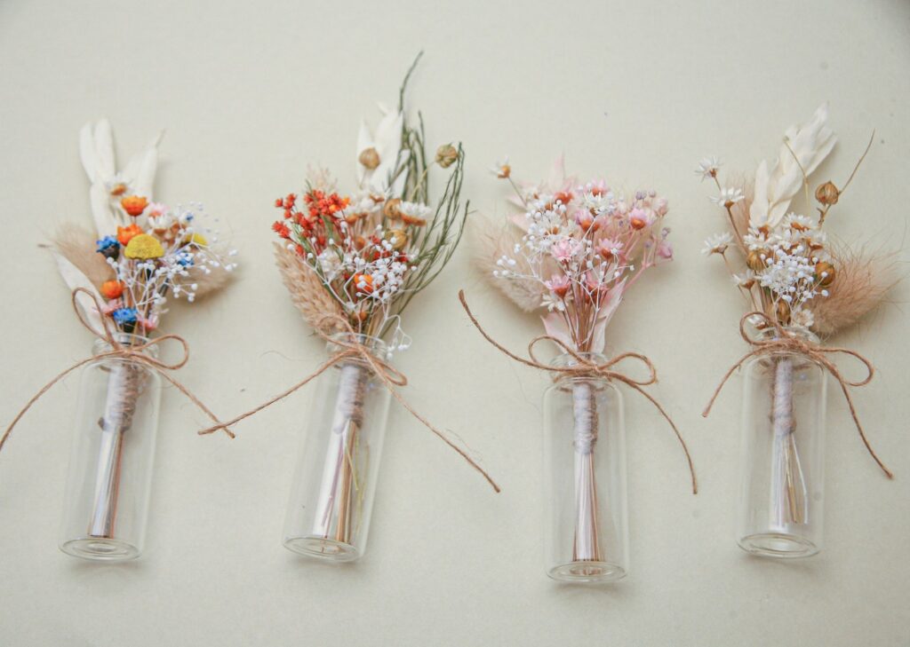 Small Dried Flower Arrangements in a Small Vase, Wedding Guest Favor, Bridesmaids or Hostess Gifts tiny dried flower gifts table decor