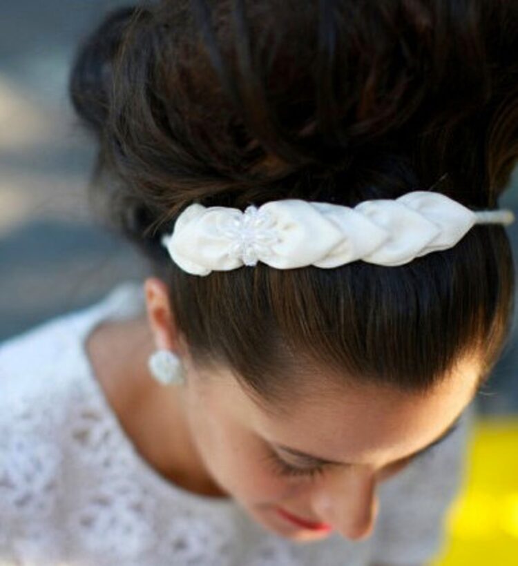 Wedding Headband of Ivory Silk Leaves and Pearl Center, bow headpiece,
