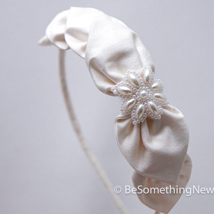 Wedding Headband of Ivory Silk Leaves and Pearl Center - Image 3